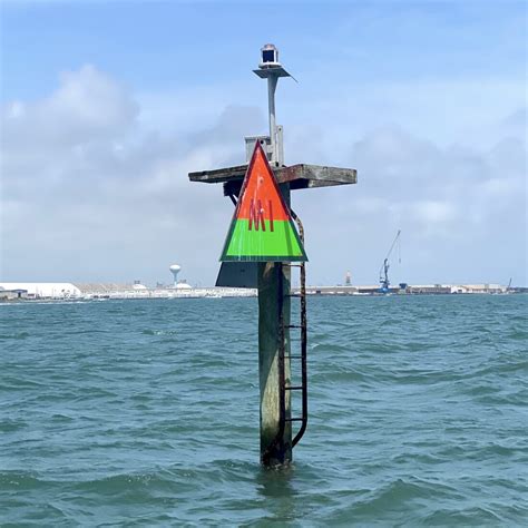 sailboat preferred channel markers.